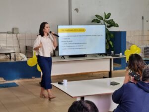 Uma manhã de muitas trocas importantes, onde os colaboradores participaram ativamente da discussão se sensibilizando com a causa, abordando os estágios de um comportamento suicida, a importância da rede de apoio para pessoas em sofrimento psíquico, e a importância de falar abertamente sobre o tema. Cuidar da mente é um ato de coragem e amor próprio. 💛